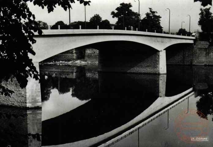 Thionville (Moselle) - Le nouveau pont sur la Moselle