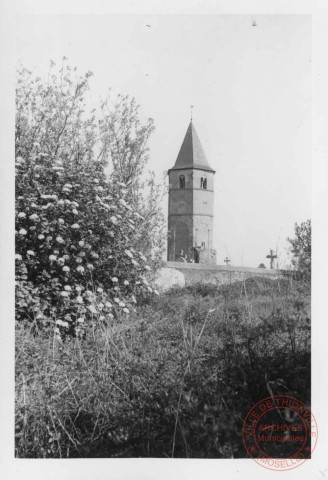 Tour Usselskirch située au cimetière de Boust, 12 rue Chemin d'Usselskirch