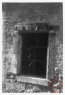 Fenêtre, 24 rue de l'Eglise à Rodemack. Elle est datée 1716