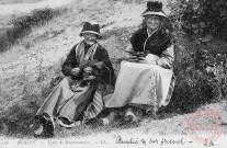 Cartes d'Autrefois (1890-1920) - Folklore et traditions - Busset - Types de Bourbonnaises