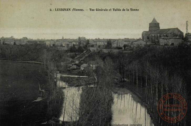 LUSIGNAN ( Vienne) -Vue générale et Vallée de la Vonne