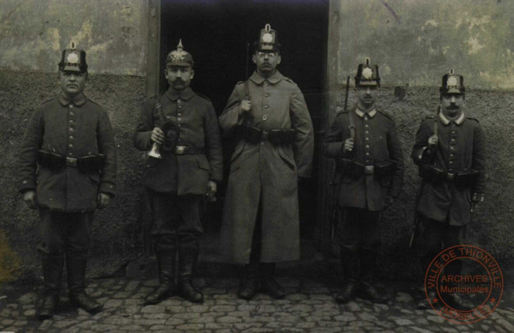 [Soldats - Guerre de 1914-1918]