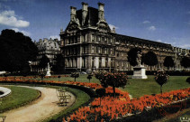 PARIS - Le Louvre - Les Jardins des Tuileries