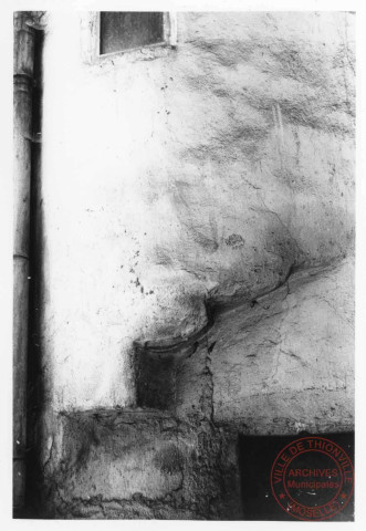 Cour du Mersch, tourelle XVIe - Thionville