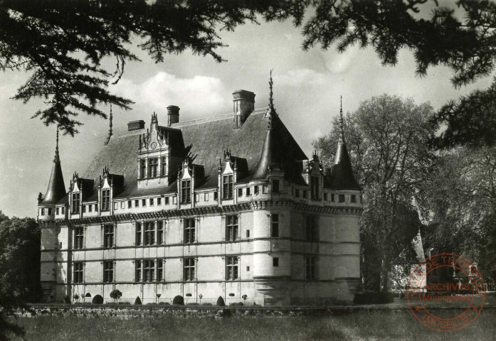 Château D'Azay-le-Rideau (I et L). Face Sud-Est.