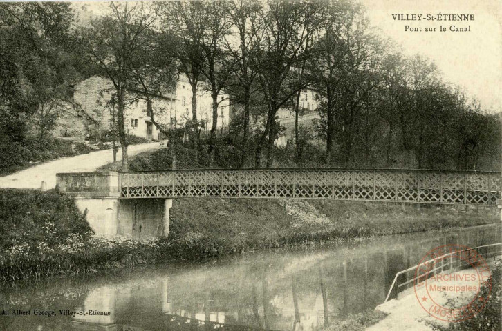 Villey-St-Etienne. Pont sur le Canal.