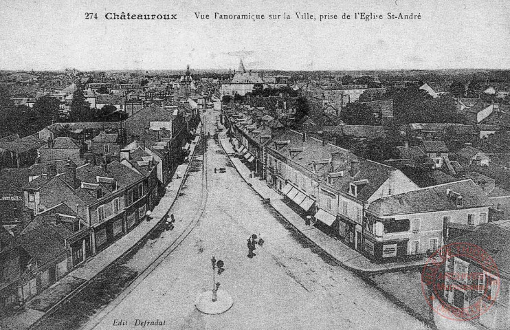 Cartes d'Autrefois (1890-1920) - Villes de province - Châteauroux (Indre) - Vue panoramique sur la Ville, prise de l'Eglise St-André