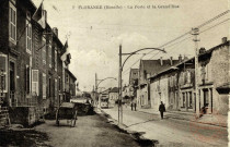 Florange (Moselle) - La Poste et la Grand'Rue