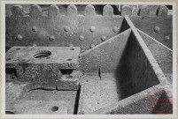 Car de coulées - Vue par dessous - Pièce de châssis rompue.