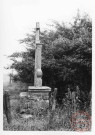 Bildstock daté 1867 (croix des champs) situé entre Garche et Koeking (Thionville), dans les champs