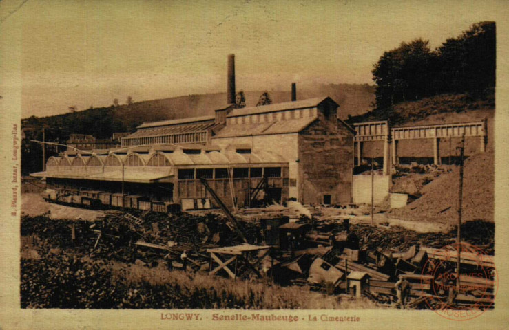 Longwy : Senelle-Maubeuge : La cimenterie