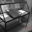 Exposition sur les fortifications à Thionville en 1970 par Georges Martig - Vitrine : Thionville dans divers atlas de places