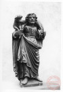 Statue d'un berger tenant un agneau située à l'église paroissiale Saint-Rémy de Puttelange-lès-Thionville. Elle est placée sur l'autel latéral de droite
