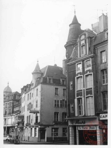6 rue du Pont (actuelle rue Georges Ditsch), angle avec la rue de la Paroisse - Thionville