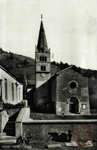 Les Alpes : Vallée du Queyras : ABRIES (1538m) : L'Eglise