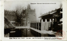 Exposition Coloniale Internationale de Paris 1931 - Palais de L'A.O.F. - Le Lac - Les Terrasses du Restaurant - Le Palais
