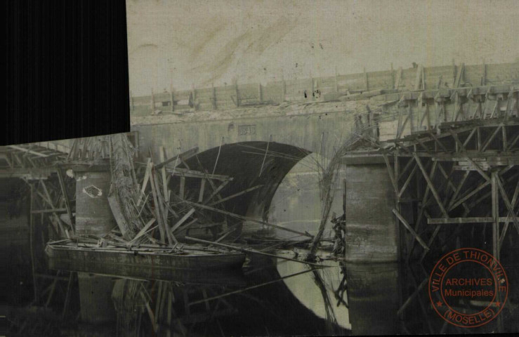 [Vue du pont de la Moselle accidenté, en 1907]