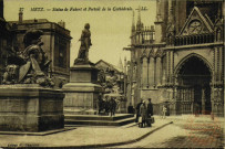 Metz : Statue de Fabert et Portail de la Cathédrale