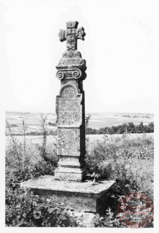 Bildstock daté 1761, situé 2 rue des Calvaires à Semming (commune de Rodemack)