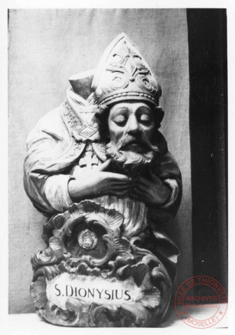 Buste-reliquaire de Saint-Denis situé dans la crypte de l'église Saint-Denis de Roussy-le-Village