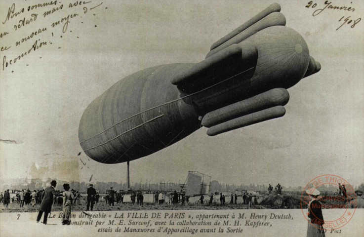 Le Ballon dirigeable 'LA VILLE DE PARIS' appartenant à M. Henry Deutsch, construit par M.E. Surcouf, avec la collaboration de M.H. Kapferer, essais de Manoeuvres d'Appareillage avant la Sortie