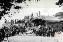 Le démantèlement des fortifications de Thionville (1902-1903) - Démolition de la porte de Metz. 1903