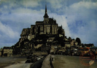 Le Mont Saint-Michel - Vue générale - La Digue - l'Arrivée