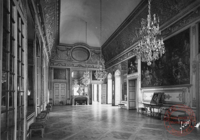 Versailles (Seine-et-Oise) - Le Palais - Salon de l'Œil de bœuf