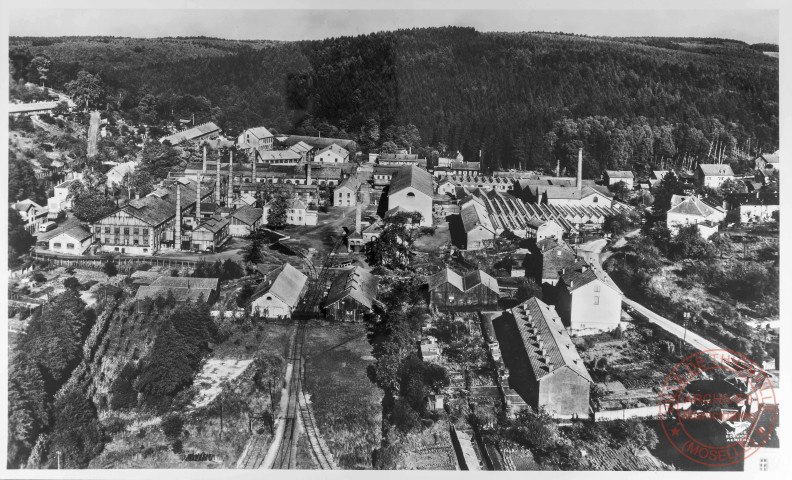 57. Moselle - IV. Les industries diverses - 2. La verrerie de Vallérysthal (Trois-Fontaines)