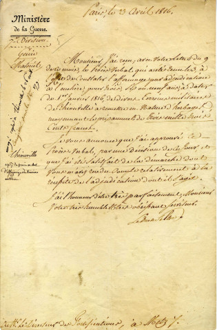 Lettre du Duc de Feltre approuvant le procès-verbal faisant état de l'affermage par adjudication à l'enchère pour 3, 6, 9 ans à dater du 1er janvier 1816 de divers terrains militaires de Thionville à remettre en nature d'herbage moyennant le prix de 3300 francs.