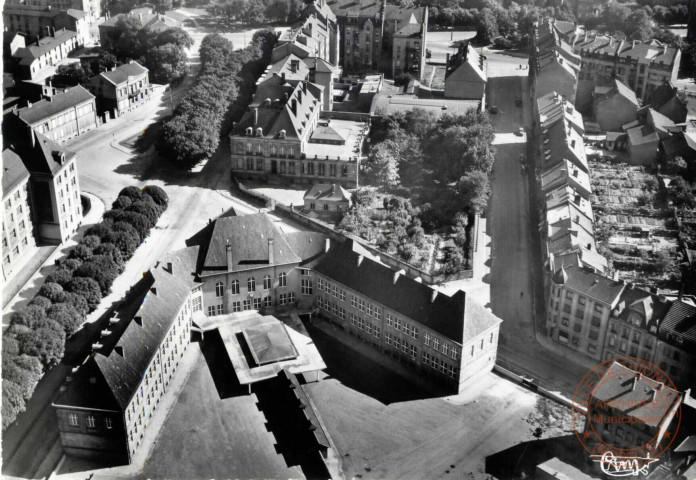 Thionville (Moselle) - Vue aérienne - Ecole Poincaré