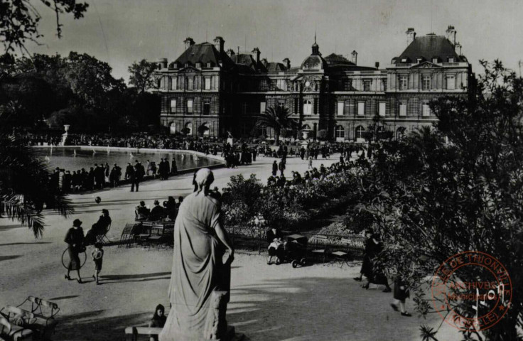 PARIS... EN FLÂNANT, Palais et Jardin du Luxembourg