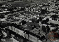 Thionville (Moselle) - Vue aérienne - Collège Moderne de Jeunes Filles et Place de la Liberté