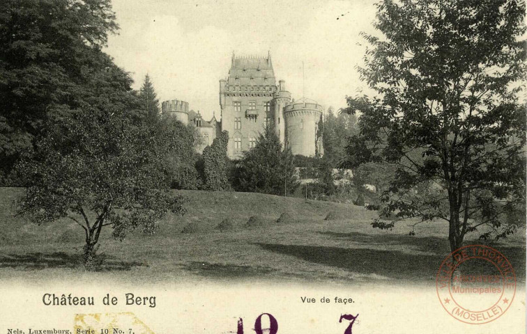 Château de Berg. Vue de face.