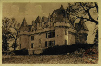 En Périgord - Château de MONBAZILLAC (XVs) près de Bergerac- Au centre des vignobles réputés