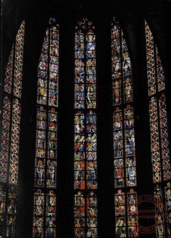 Aachen-Dom,Apsis der Chorhalle vollendet 1414-Fenster W.Benner 1951