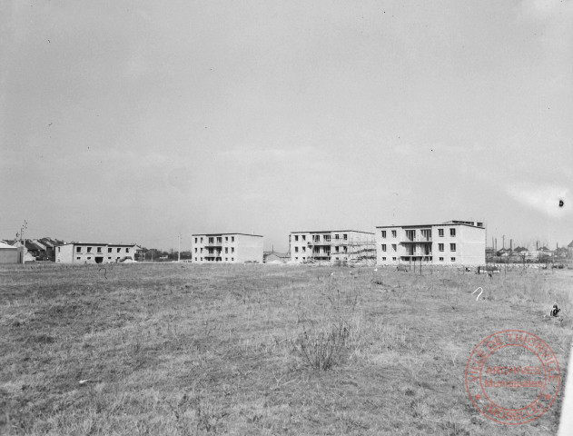 [Construction de la Côte des Roses]