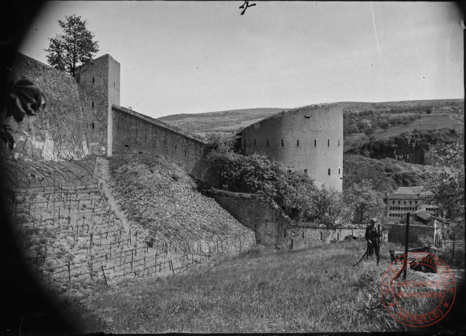 [Le château des Ducs de Lorraine à Sierck-les-Bains]