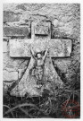 Croix scellée sans le mur de l'église Saint-Rémi de Husange (commune de Cattenom), 6 rue des Seigneurs