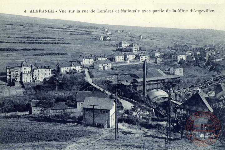 vue sur la rue de Londres et Nationale avec partie de la mine d'Angeviller