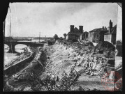 Le démantèlement des fortifications de Thionville 1902-1903. Destruction des remparts le long du Quai Pierre Marchal