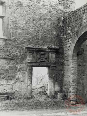 [Ruines du château de Marville]