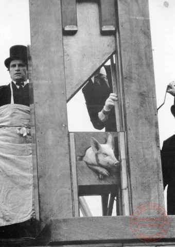 Spectacle du Théâtre Populaire de Lorraine : "La Guillotine"