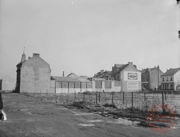 [Vue d'une usine de constructions métalliques]