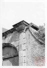La Maison des Baillis (XVIe), place des Baillis à Rodemack. Construit vers 1560 par les Margraves de Bade, la "Maison des Baillis" ou "Petit Château" servait de résidence aux représentants des Seigneurs, que l'on appellait les Baillis