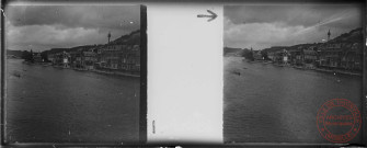 Belgique - Dinant, la Meuse en amont du pont