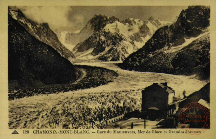 CHAMONIX-MONT-BLANC. - Gare du Montevers,Mer de Glace et Grandes Jorasses