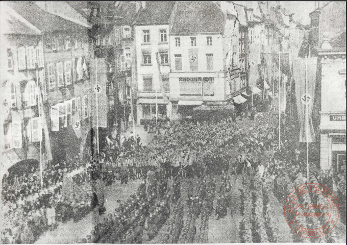 Rassemblement place du Marché à l'occasion de la création d'une section du NSDAP à Thionville